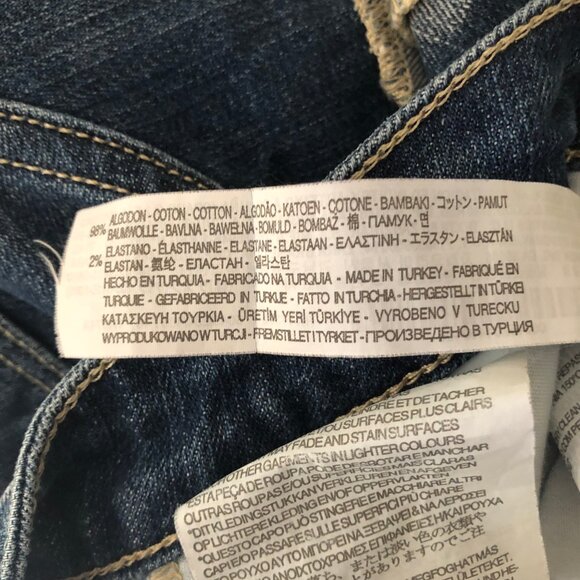 Bleach Tie Dye Denim Shorts Size 8 - Picture 6 of 6